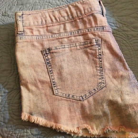 Lace/ Jean Shorts - Picture 2 of 2